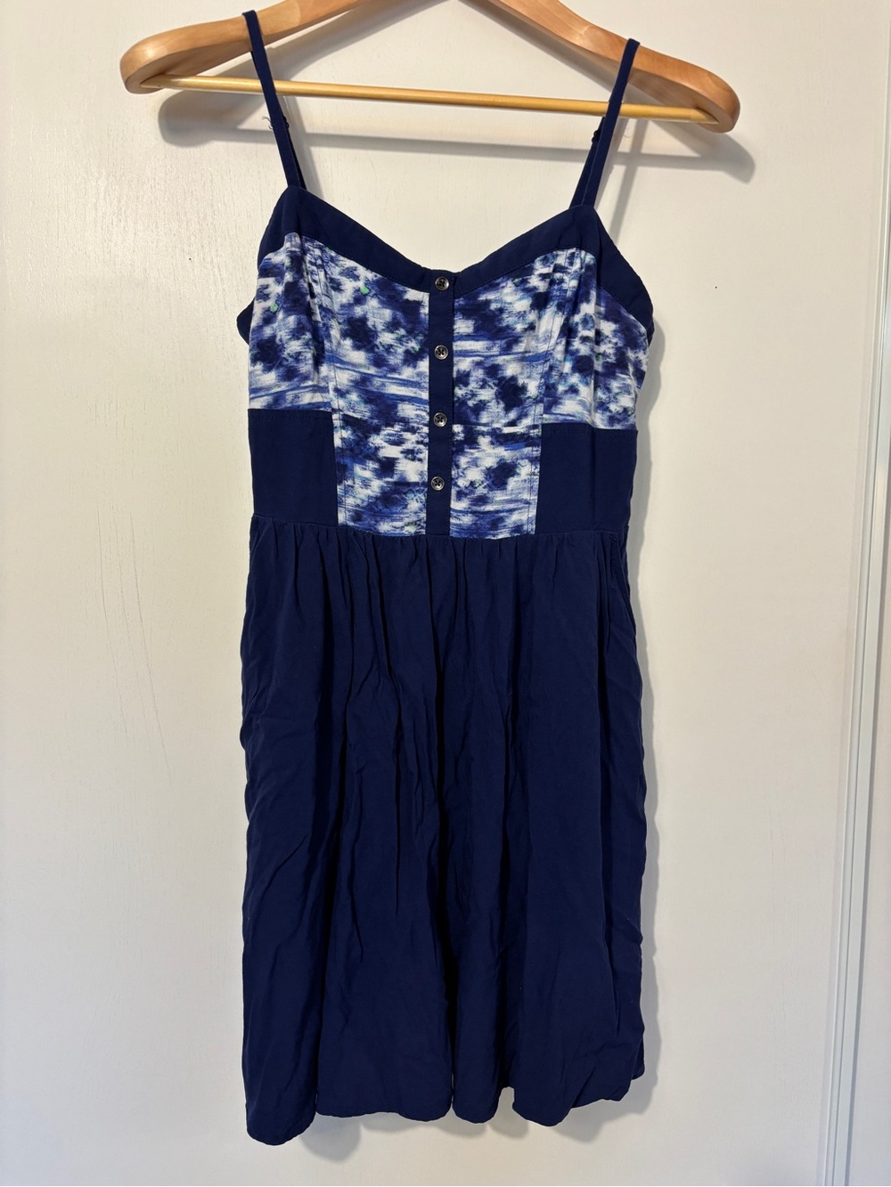 Express Navy Tie-Dye Sundress Size Medium 90s Sweetheart Neckline Lightweight